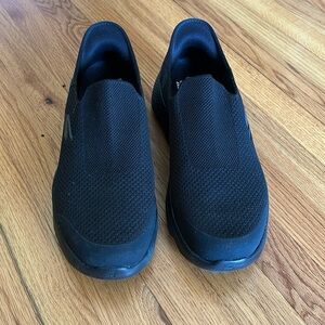 Skechers mens slip-in sneakers